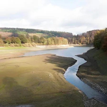 Sauerland Group Hideaway, Cleaning Included * Meschede