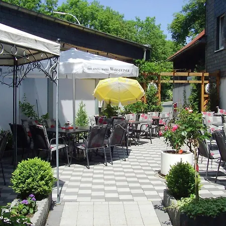 Sauerland Group Hideaway, Cleaning Included * Meschede