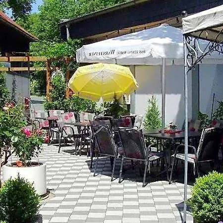 Sauerland Group Hideaway, Cleaning Included Διαμέρισμα
